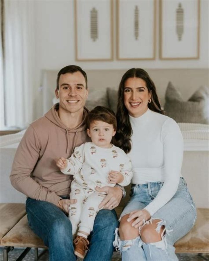Jocelyn Lee Biography, Age, Height, Husband, Net Worth, Family